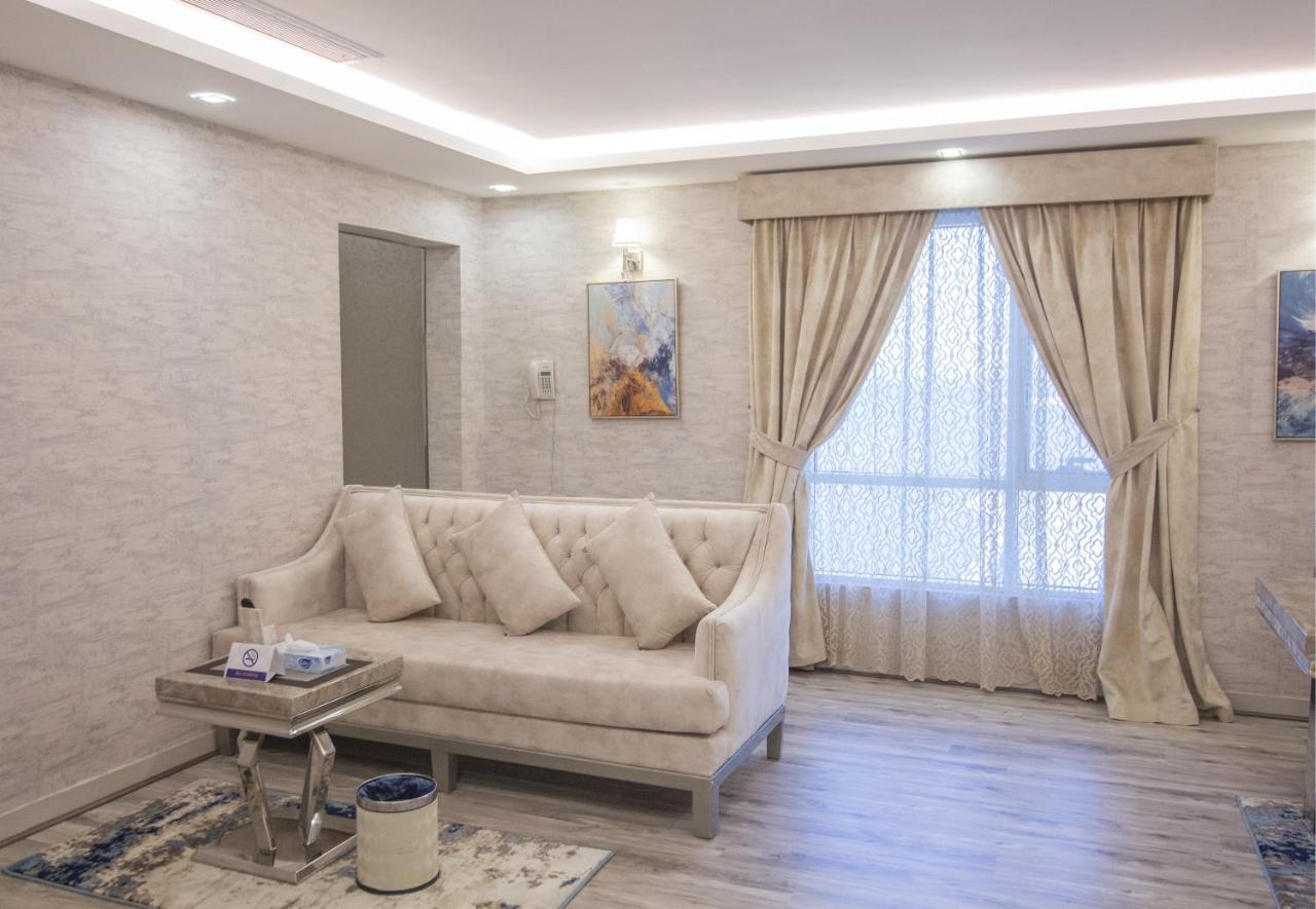 Veliton Hotel El-Huber Dış mekan fotoğraf
